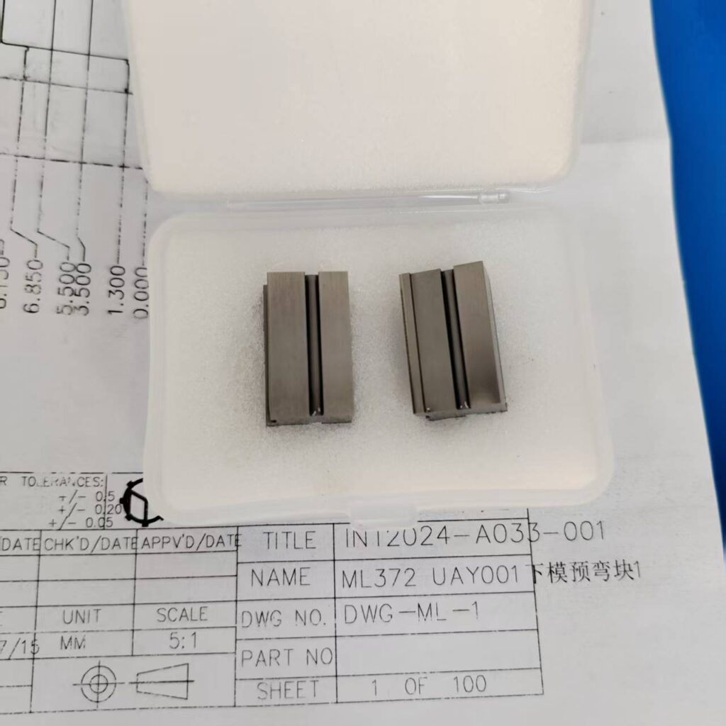 A033-001 - Stamping Tooling - CNC Machining Parts, Stampi...